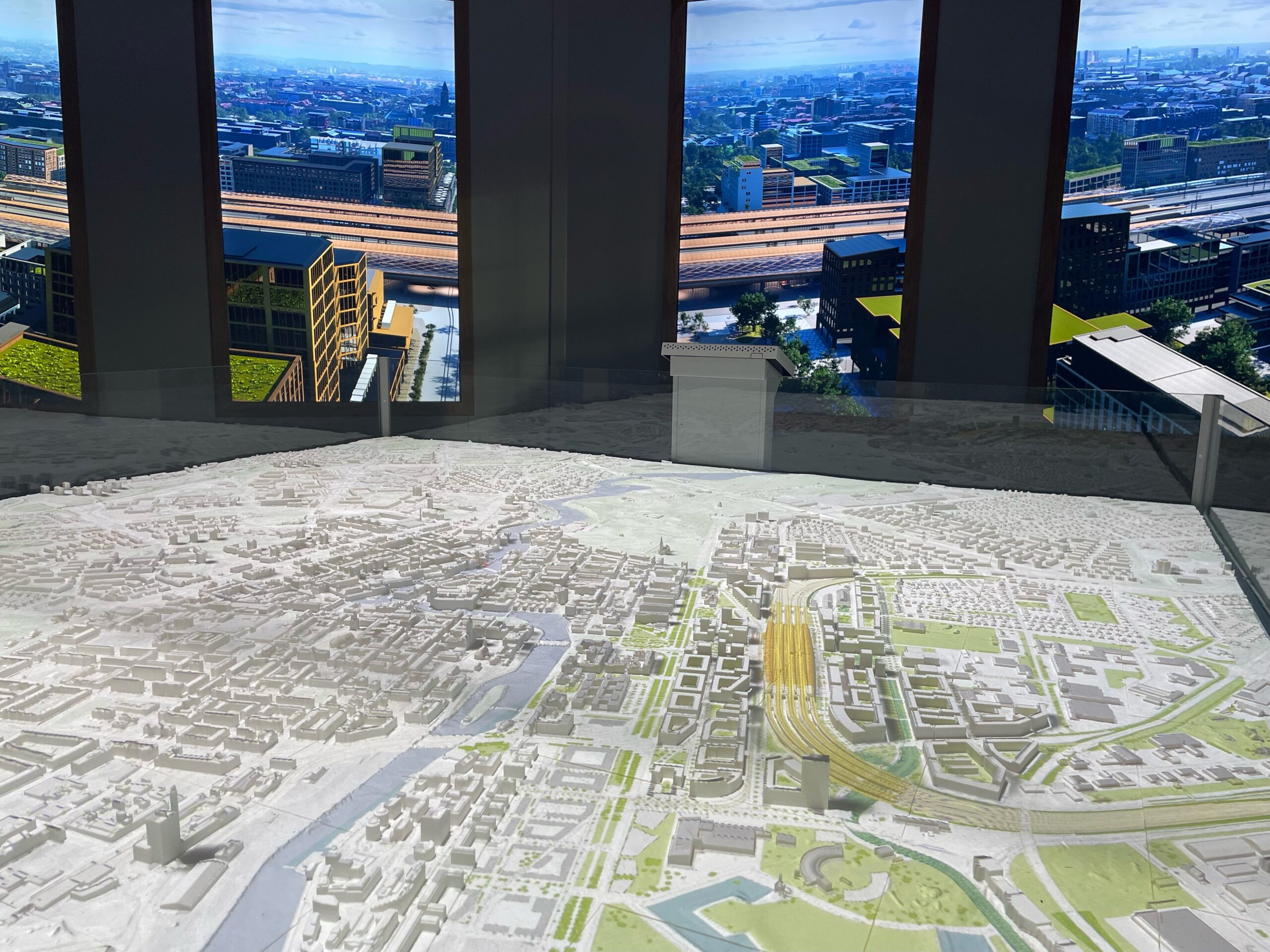 Ostlänken och stationsområdet visas i 3D-modell över Norrköping